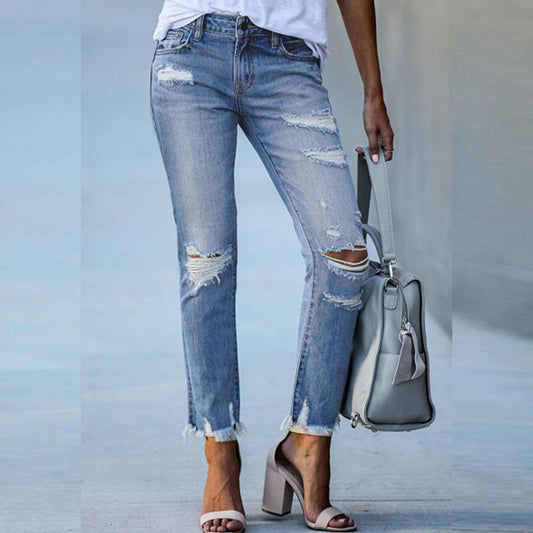 Frayed Hem Ripped Jeans ? Slim Fit Cropped Pants