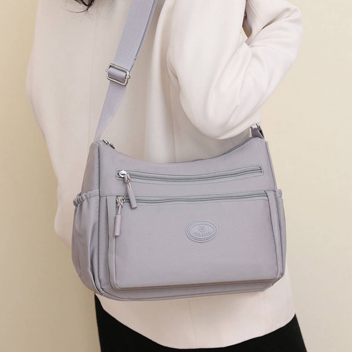 SIMPLE CASUAL COMMUTER SHOULDER MESSENGER BAG_CWAB3503