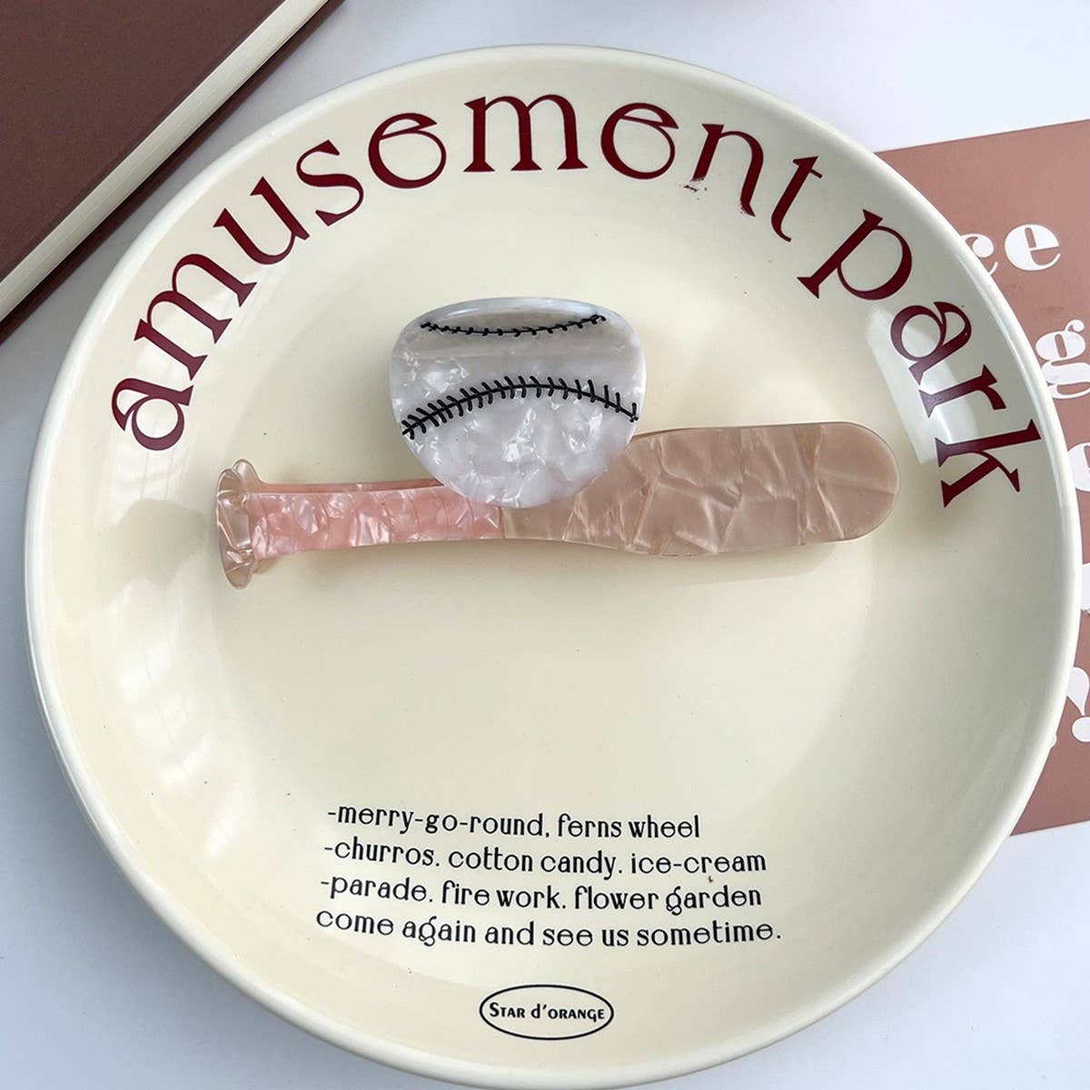 Creative Baseball Acetate Claw Clip ? Cute & Fun