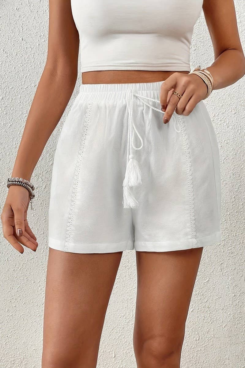 CWBSP0601_ELASTIC WAIST LACE TRIM DOUBLE POCKET SHORTS
