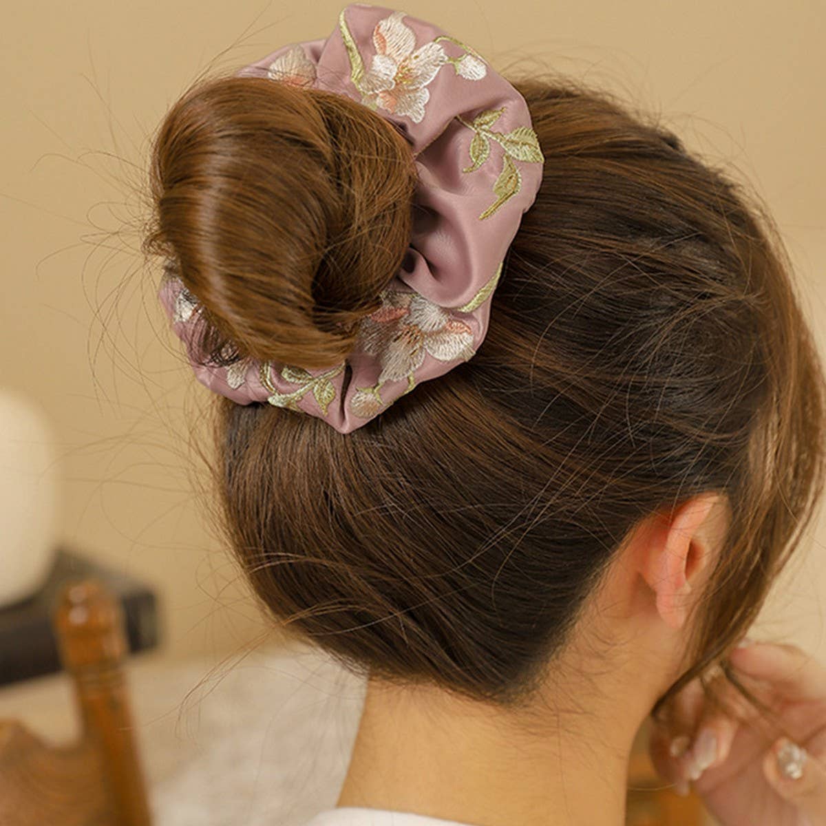 Cherry Blossom Embroidered Hair Tie for Hanfu_CWAHA5411