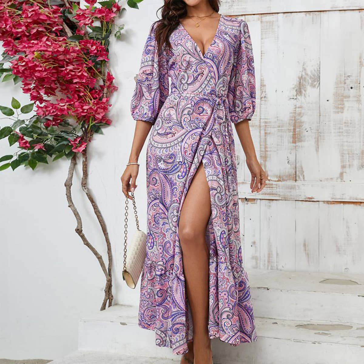 One-piece dress with lace-up V-neck puffy sleeves