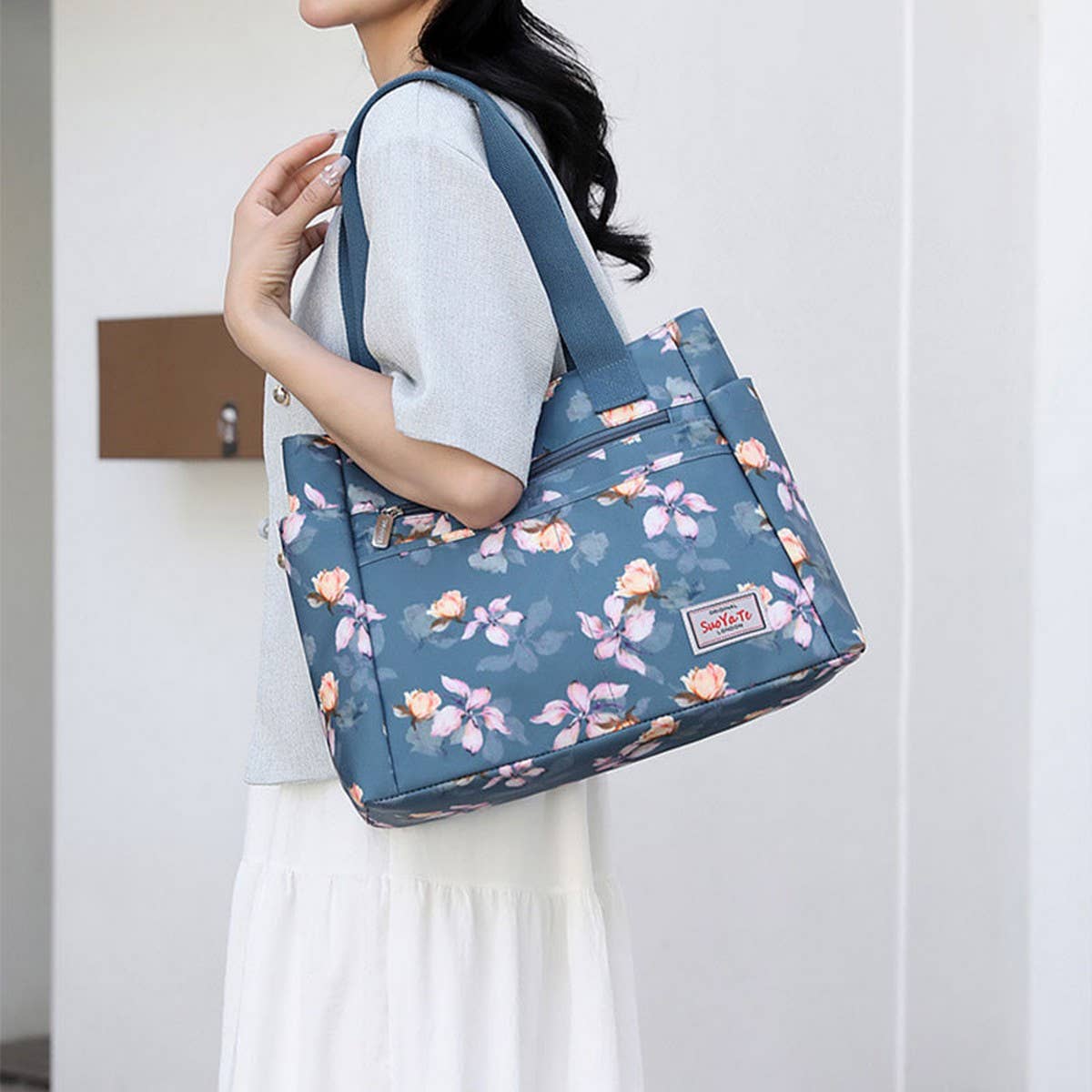PRINT WATER-REPELLENT SHOULDER CROSSBODY BAG_CWAB3446
