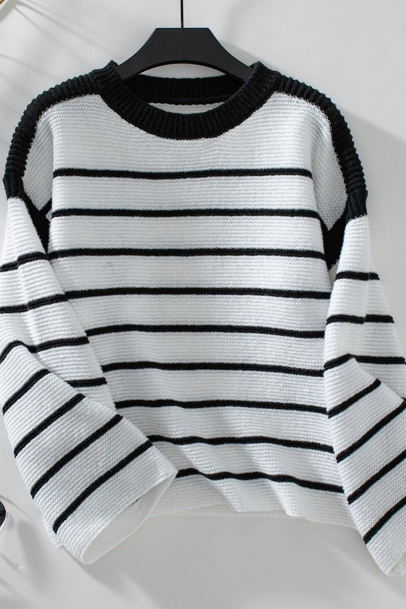 CWOSWL07061_BLACK AND WHITE STRIPED PULLOVER KNIT SWEATER