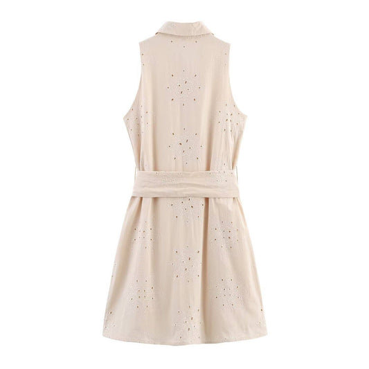 Lapel with hollow-out belt embroidery dress