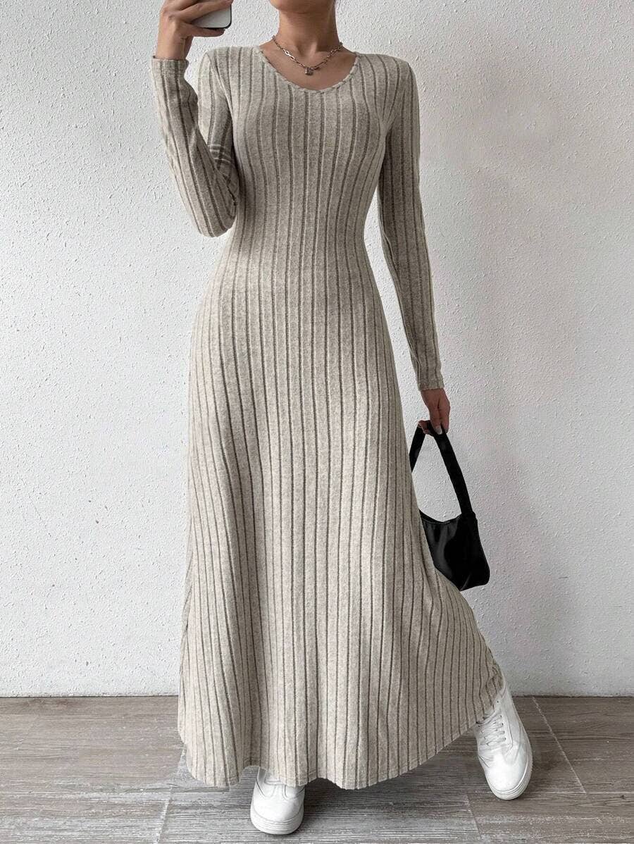 Knitted solid-color long-sleeved A-line dress