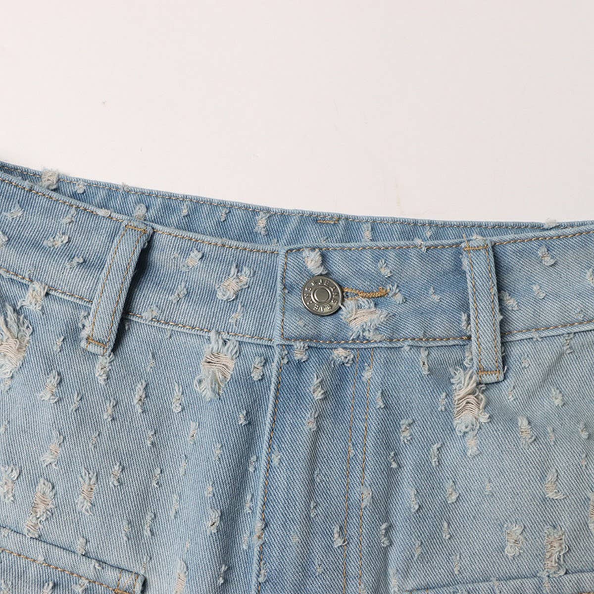 WASHED AND DISTRESSED STRAIGHT LEG JEANS