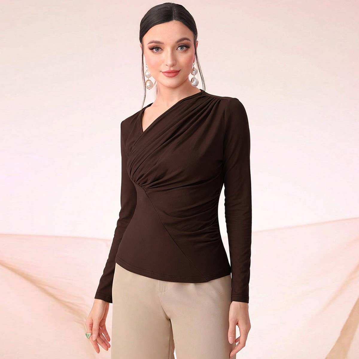 Lean neck slim pleated all-in-one base