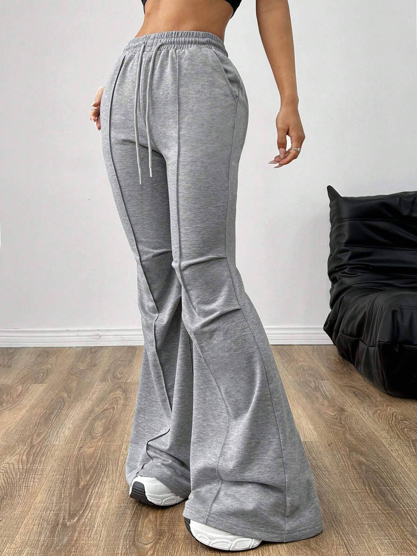 DRAWSTRING ELASTICATED WAIST THIN LEG WIDE PANTS