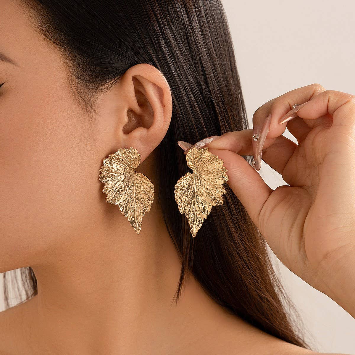 FASHIONABLE PUNK METAL STYLE GOLD EARRINGS