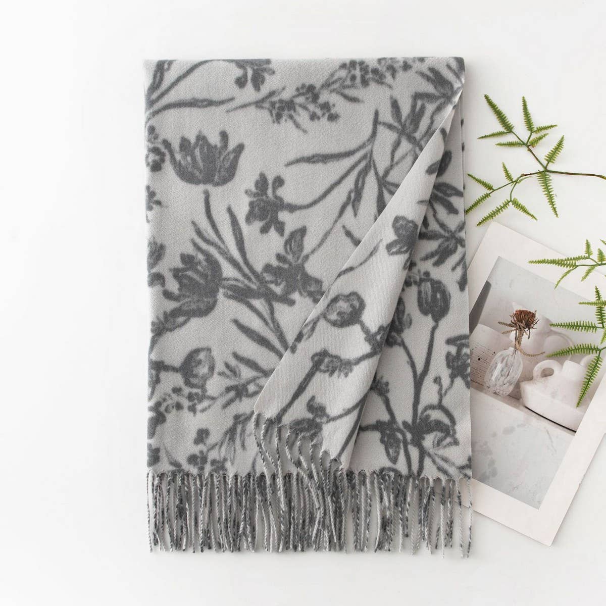 CWASC2725_NEW AUTUMN AND WINTER EXQUISITE PRINTED SCARVES