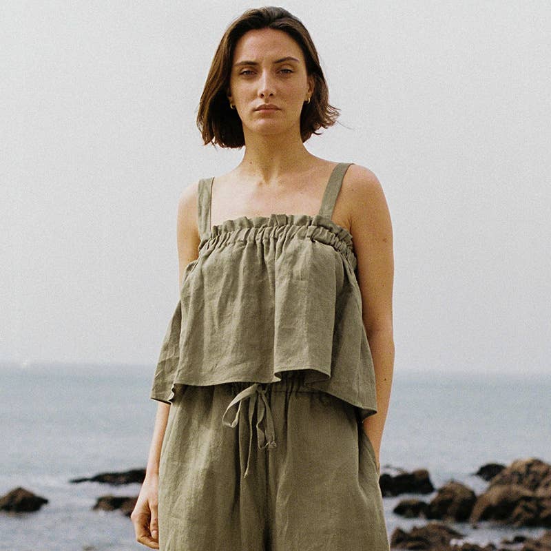 Wooden ear edge pleated cotton linen vest