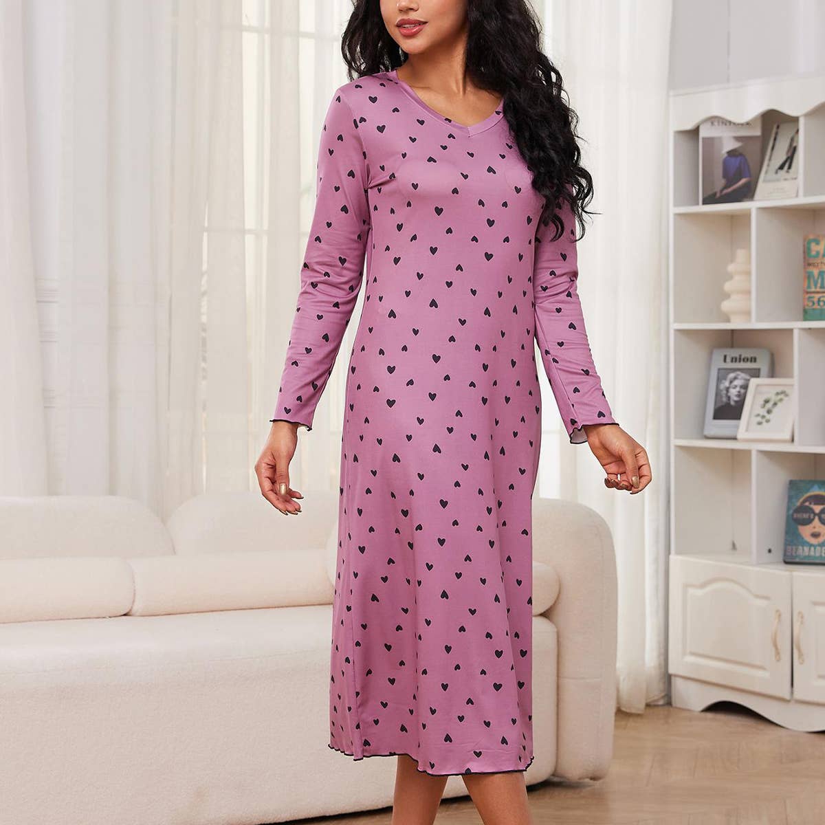 V-NECK LOVE PRINT LONG-SLEEVED NIGHTDRESS