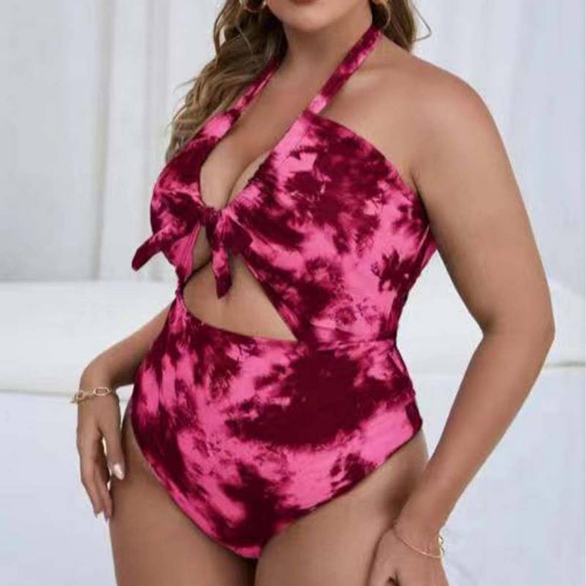 OVERSIZED PRINTED BACKLESS ONE-PIECE BIKINI_CWMW0605