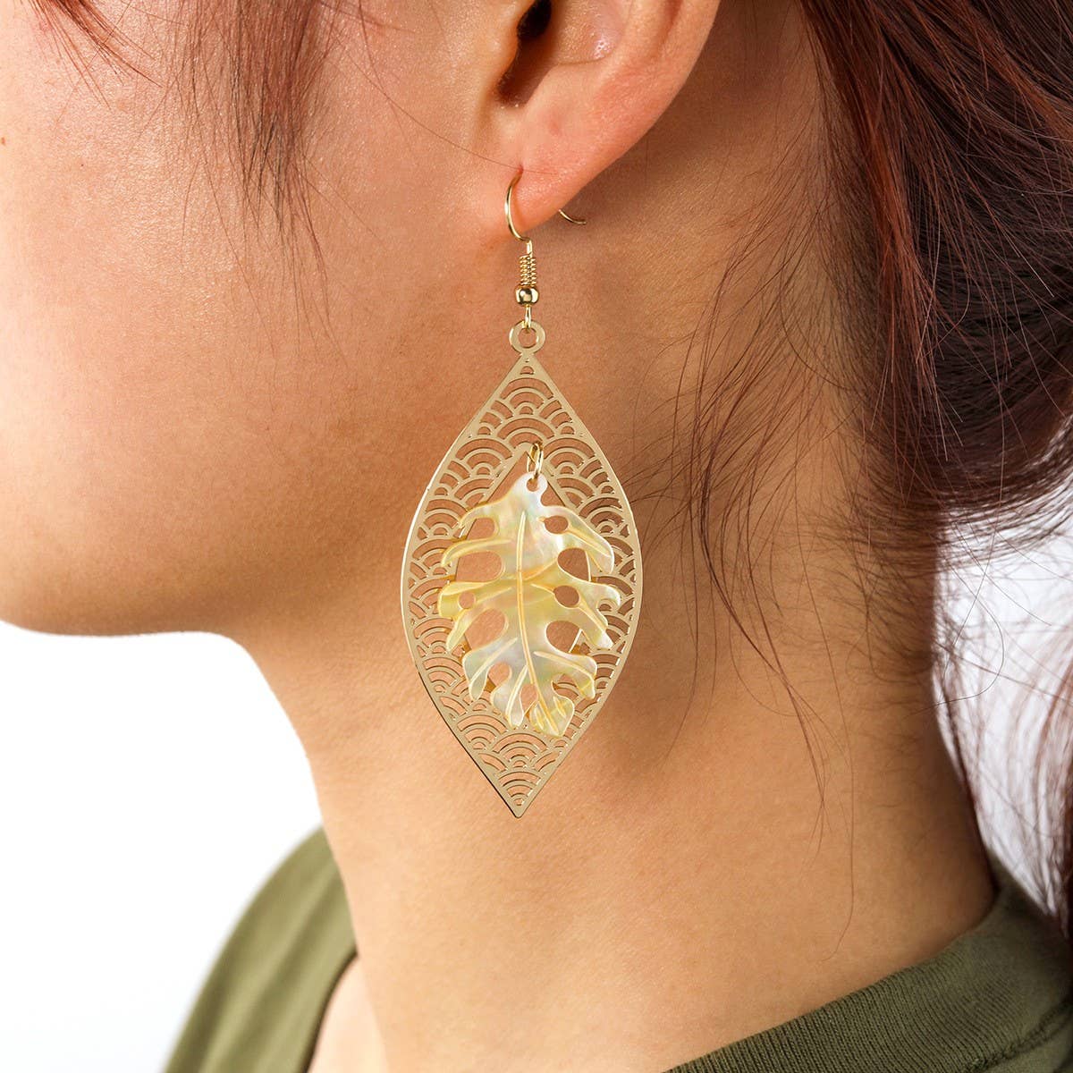 HOLLOW YELLOW SHELL LEAF CARVED EARRINGS