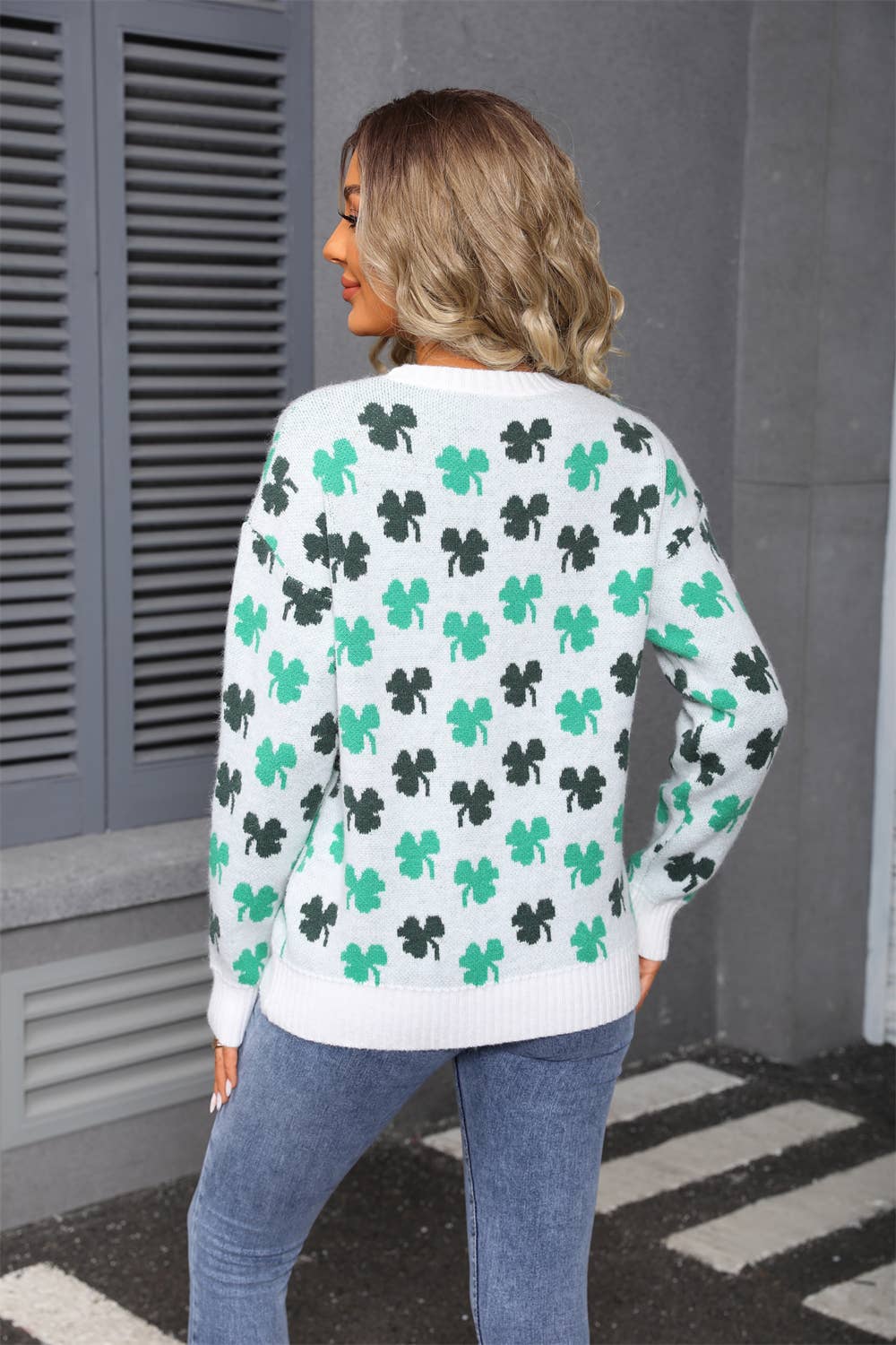Trendy four-leaf clover jacquard knitted sweater