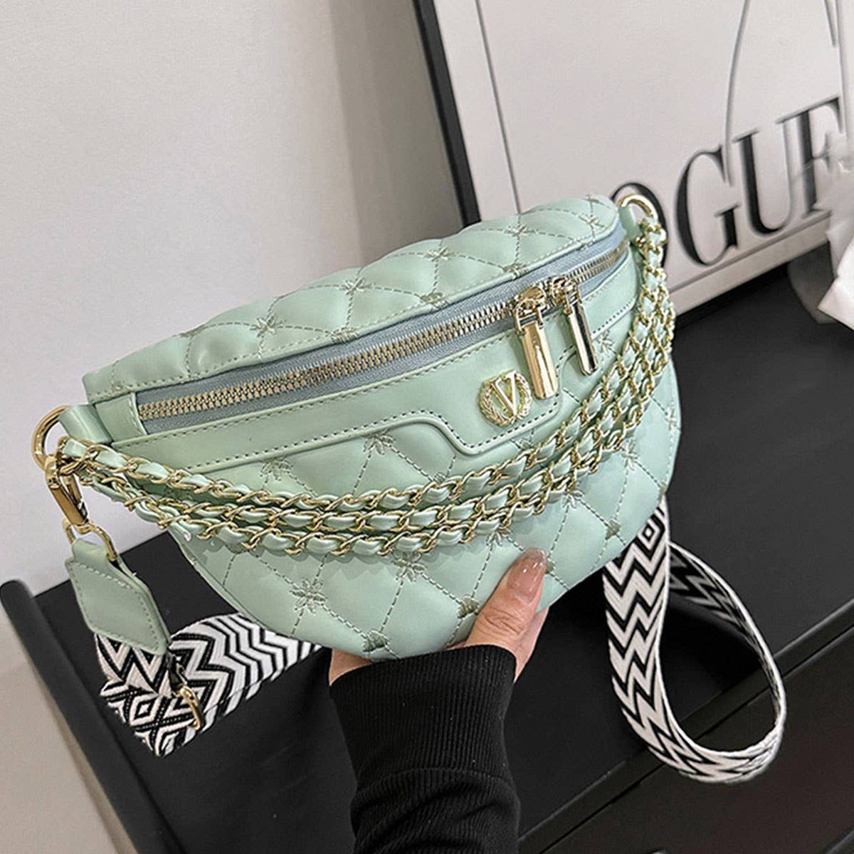 PU TRIPLE CHAIN STRAP BELT BAG,CROSSBODY BAG_CWAB0944