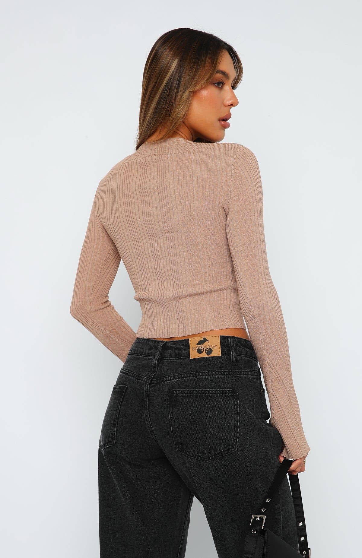 STYLISH CREW NECK LONG SLEEVE SHORT SWEATER
