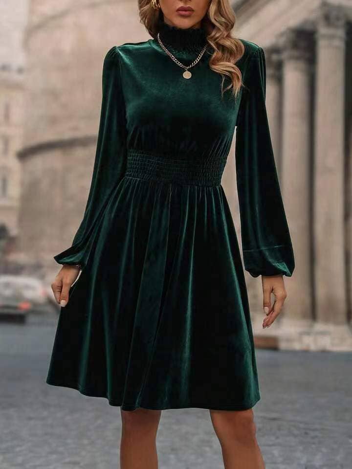 VELVET LONG-SLEEVED DRESS WITH WAIST TUCKED