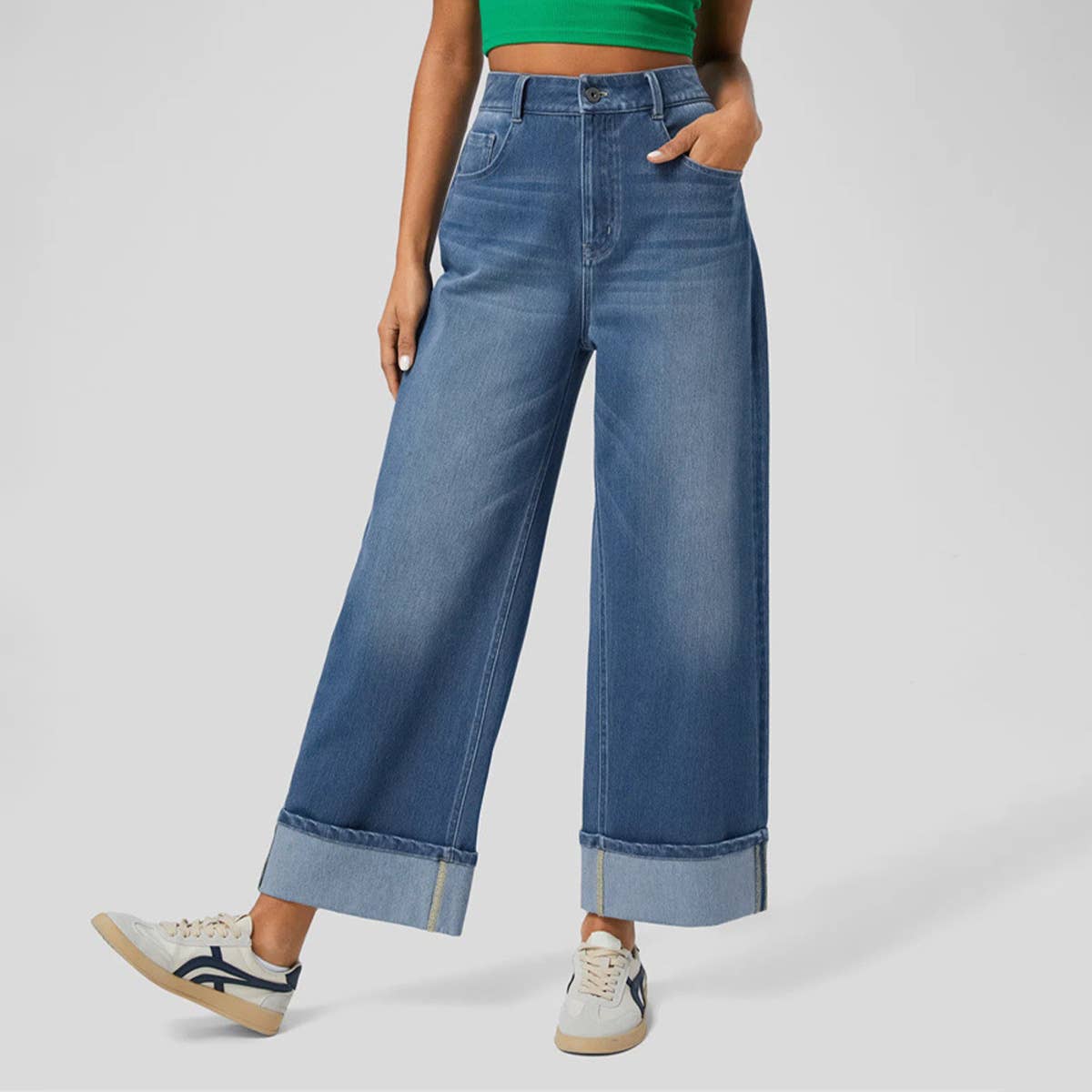 Vintage high-waist rolled hem wide-leg jeans