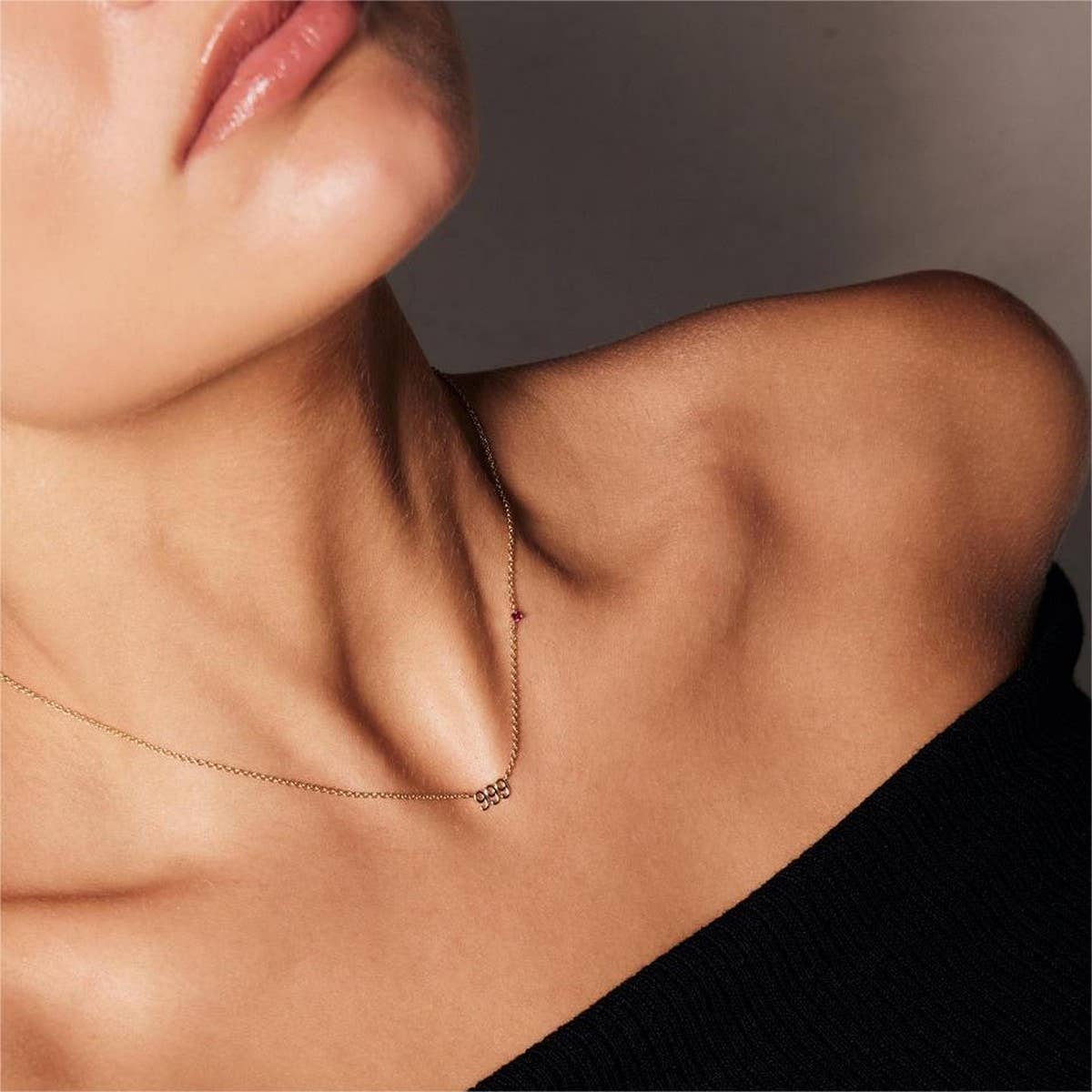 Stainless steel number rhinestone necklace_CWMM5654