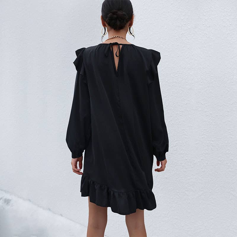 Loose Hepburn style long-sleeved dress