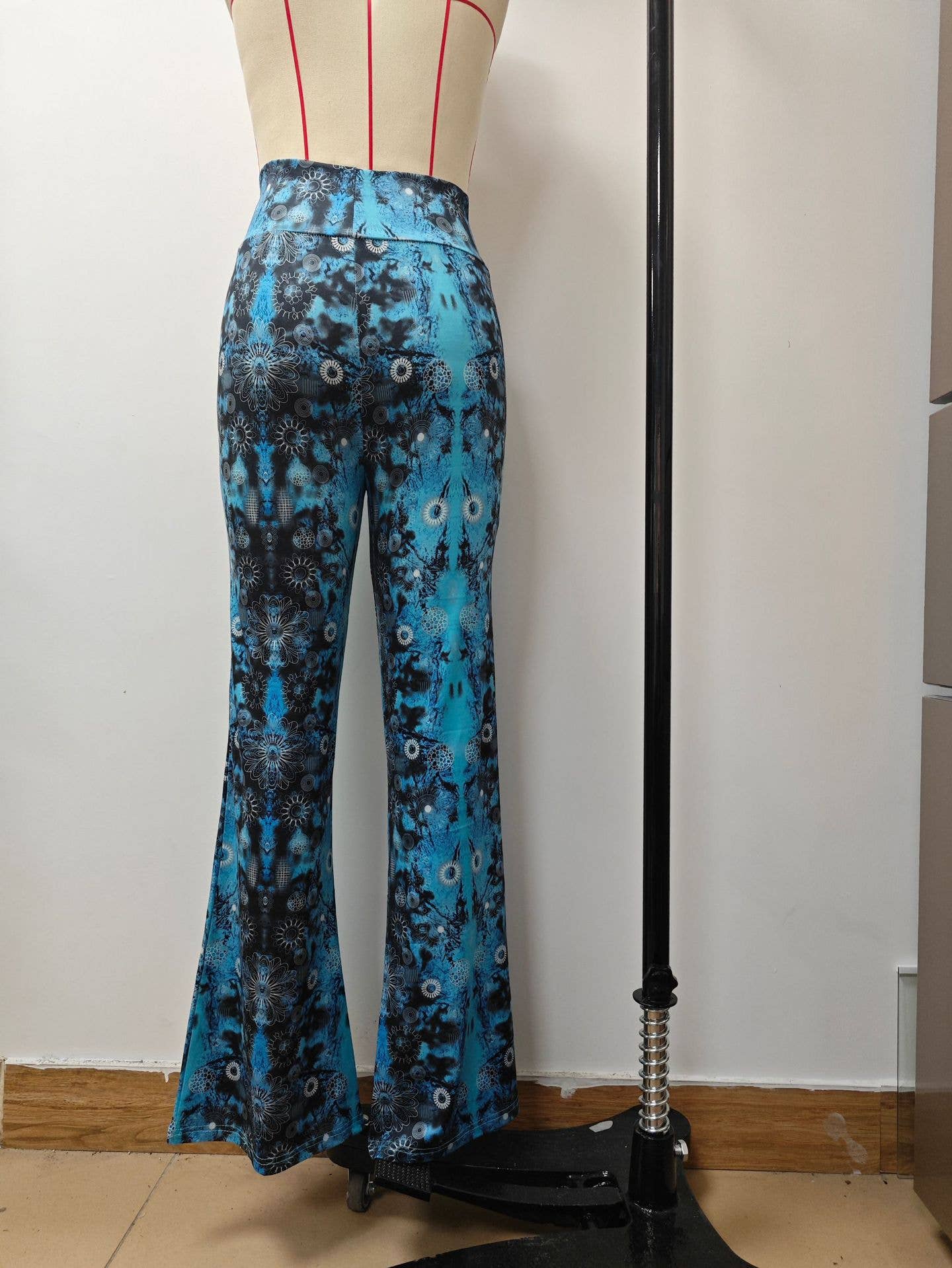 PRINTED TIGHT HEIGHT WAIST CASUAL FLARE PANTS