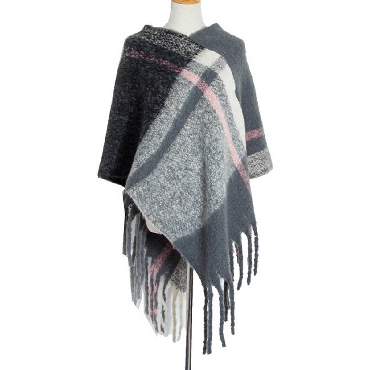 THICK TASSEL COLOR MATCHING PULLOVER CAPE SHAWL