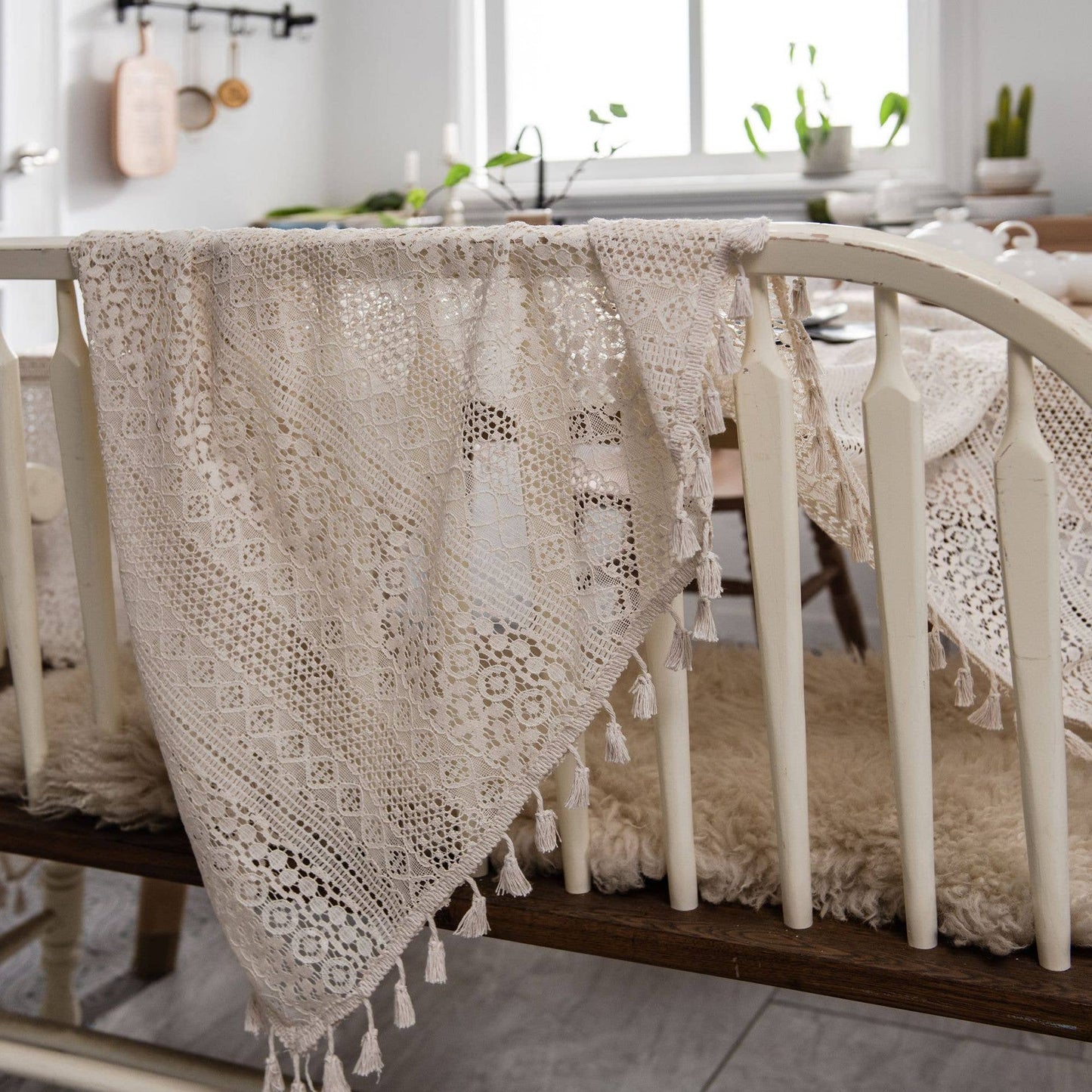 CROCHET HOLLOW TABLECLOTHS WITH TASSELS