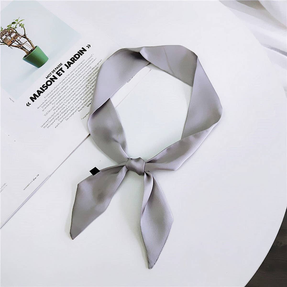 CWASC2382_VERSATILE SMALL WRIST STRAP SOLID COLOR SCARF