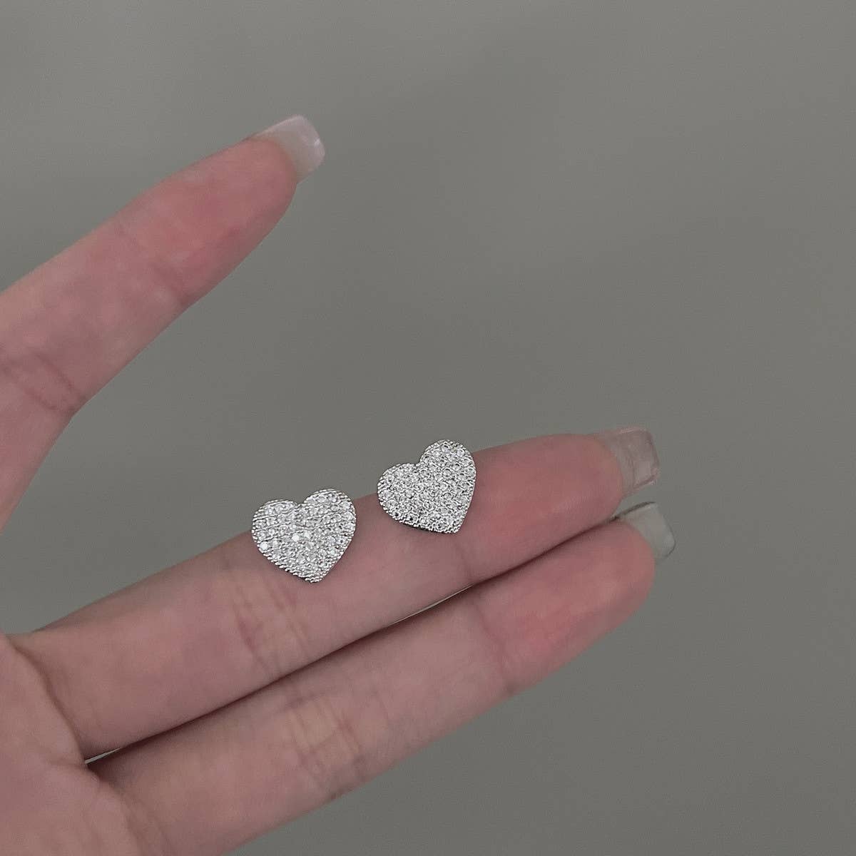 FRESH HEART-SHAPED EARRINGS