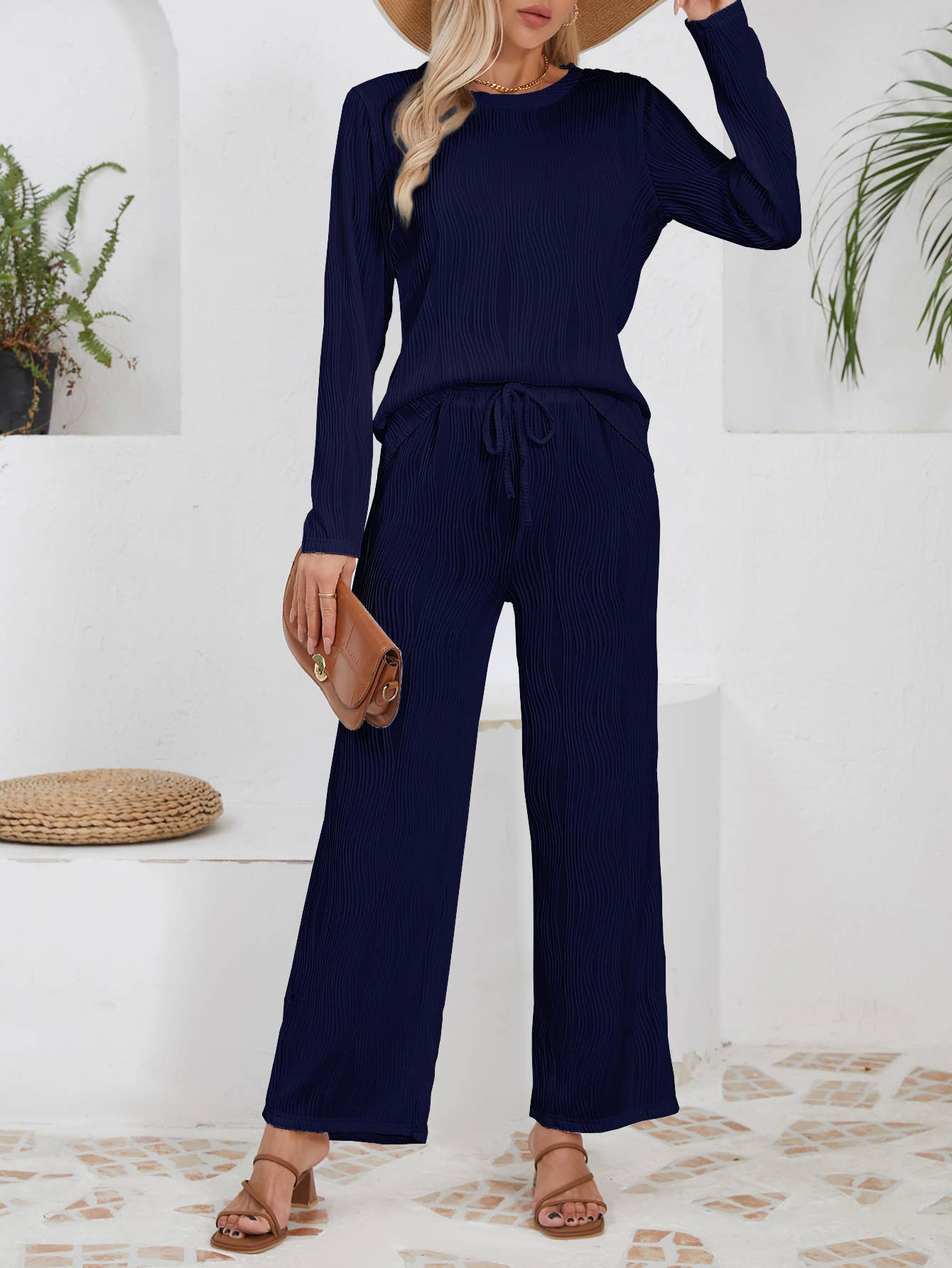 Solid-color knitted jacquard long loose suit