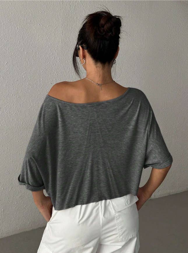 Sexy crop top and a large neckline short T-shirt