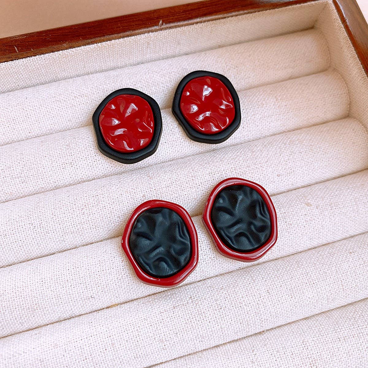 VINTAGE RED PLEATED OVAL EARRINGS