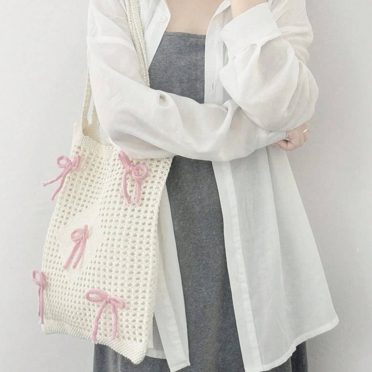 CWAB5058_SIMPLE BOW ELEMENT KNITTED SHOULDER BAG