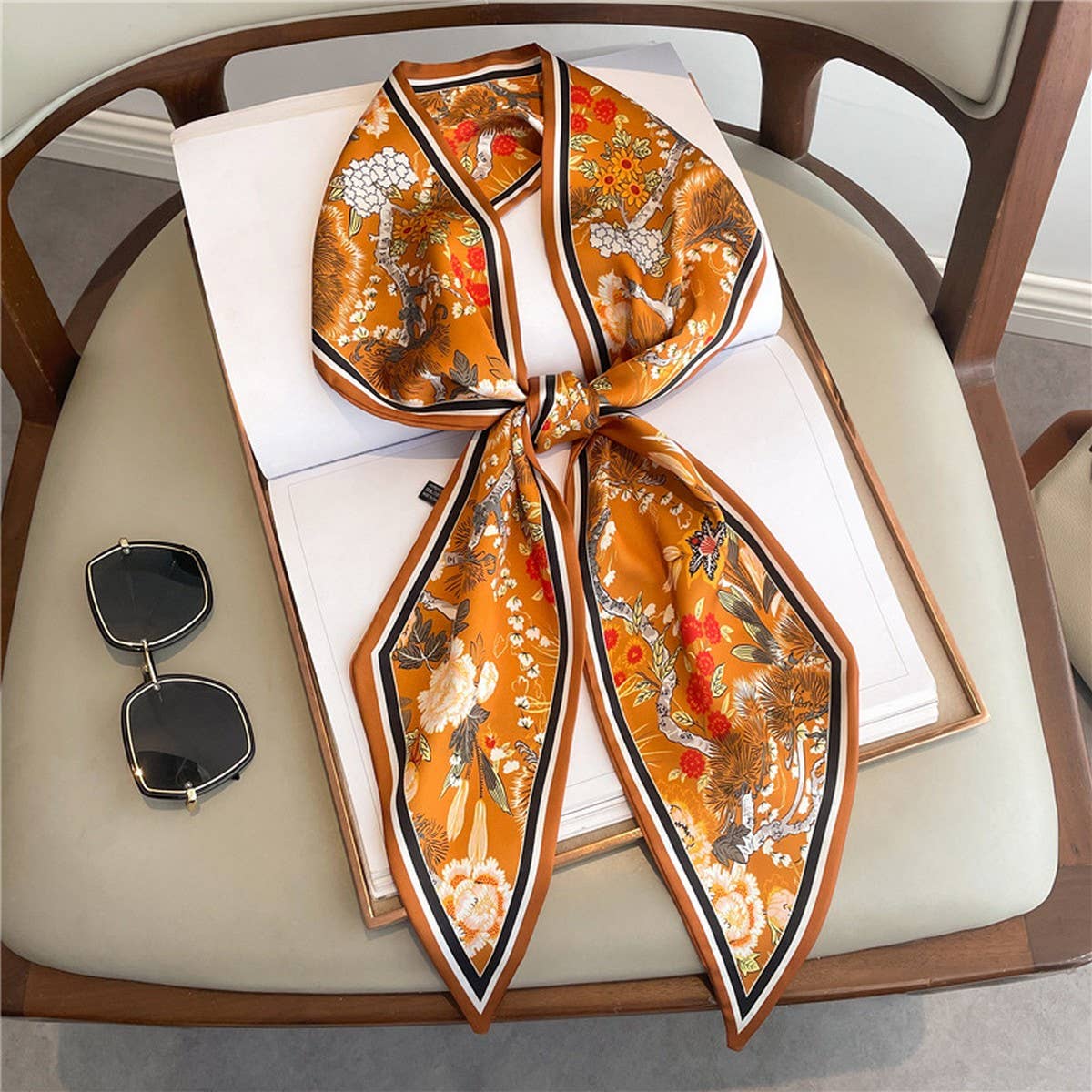 FASHIONABLE AND VERSATILE DOUBLE-LAYER HEAD SCARF_CWASC1513