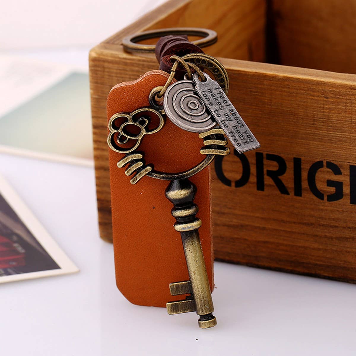 VINTAGE WOVEN CREATIVE PENDANT COWHIDE KEYCHAIN