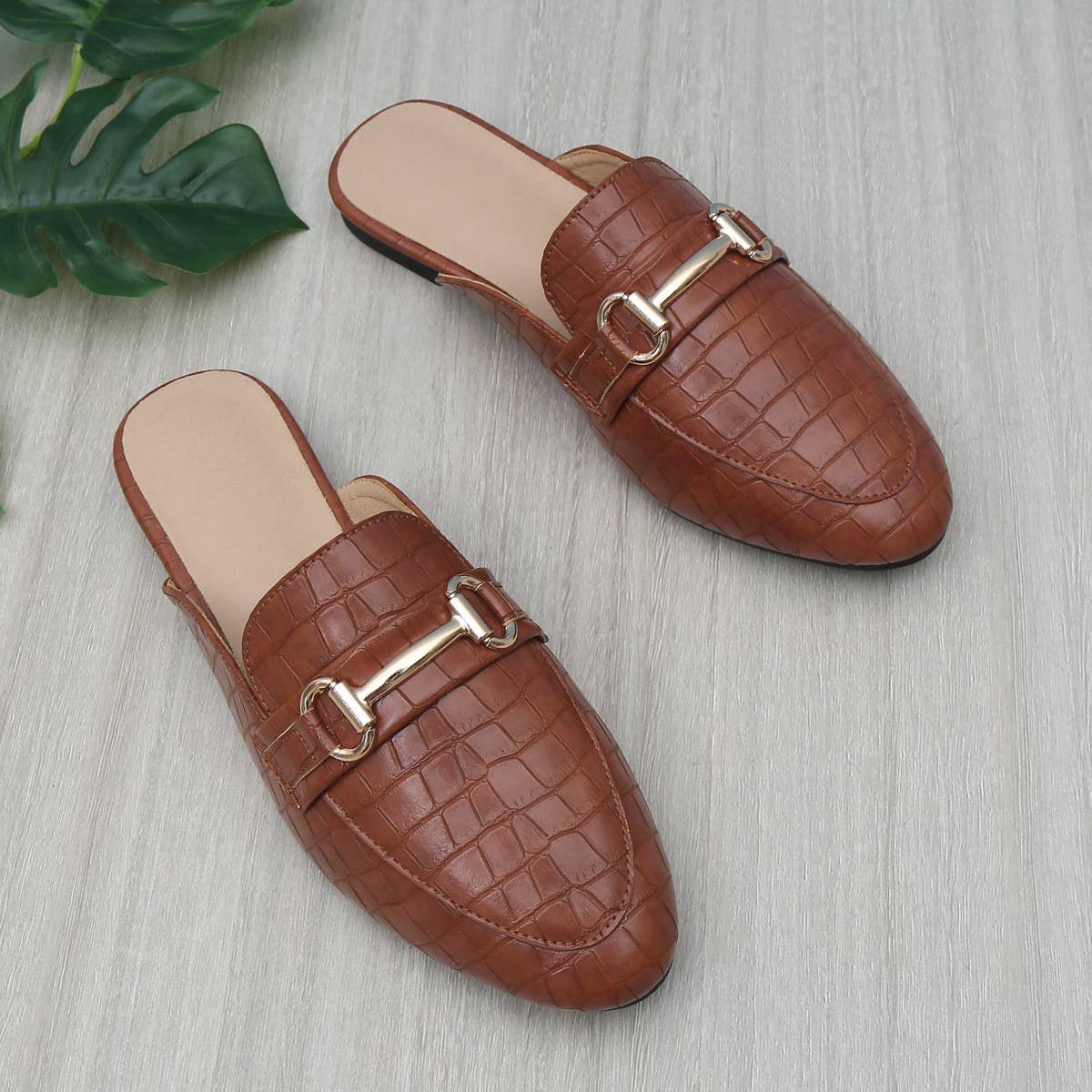 WOMEN LARGE SIZE CROCODILE LEATHER FLAT MULES
