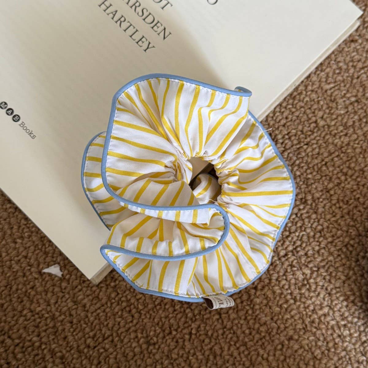 Yellow Stripe Oversized Scrunchie Hair Tie_CWAHA5505