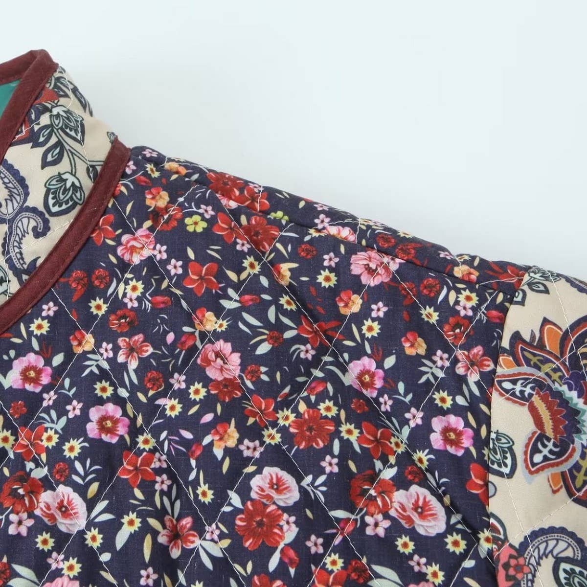 VINTAGE PRINT LOOSE FIT QUILTED JACKET WITH POCKET