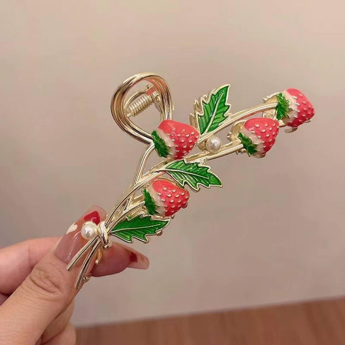 Strawberry Hair Claw Clip for Women, Large & Cute_CWAHA0539