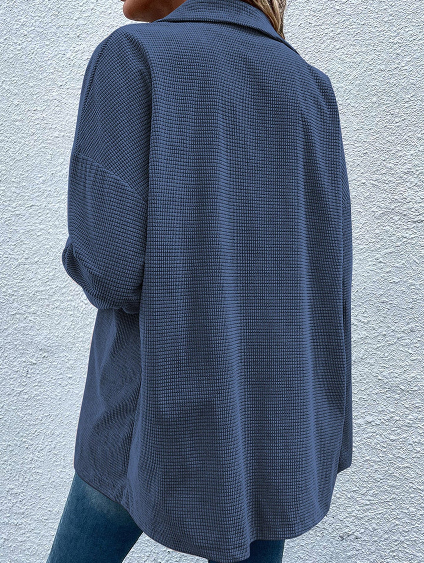 Minimalist style single-row multi-button jacket