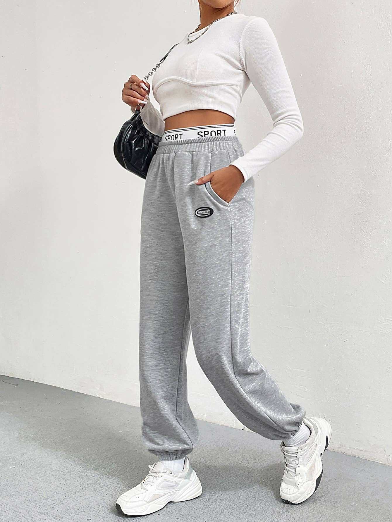 SOLID COLOR SLIM BAGGY WIDE LEG LABEL SWEATPANTS