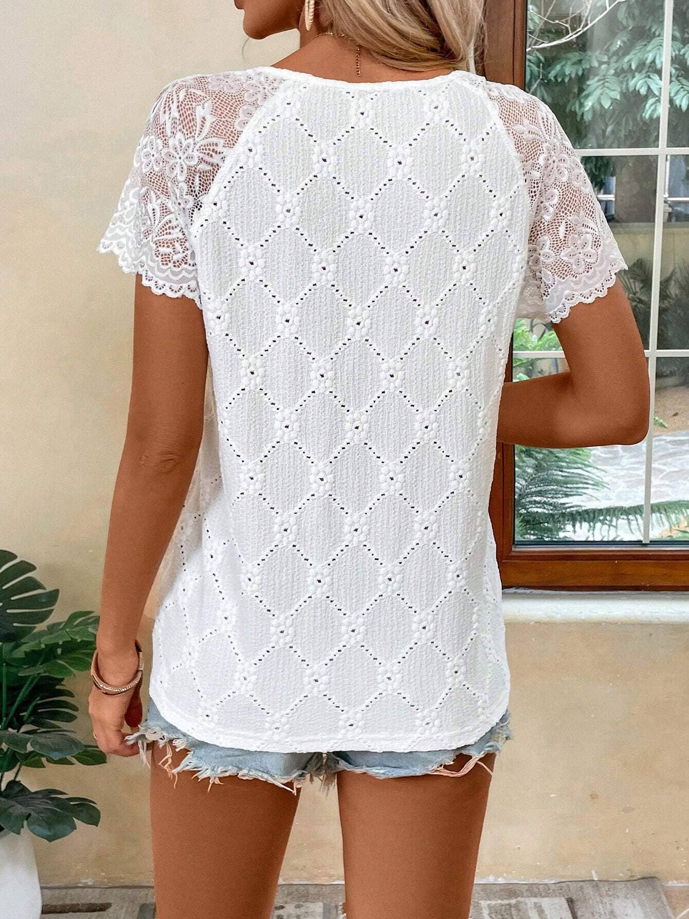 Embroidered lace patchwork short-sleeved T-shirt