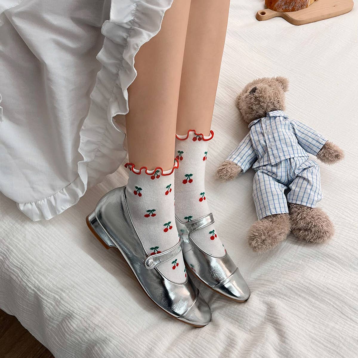 NEW ARRIVAL FOR WOMEN CUTE CHERRY COTTON SOCKS