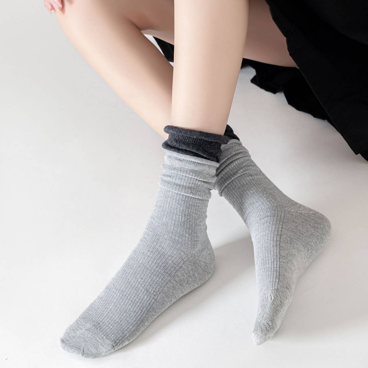 WOMEN'S CONTRAST COLOR CURLED COTTON SOCKS