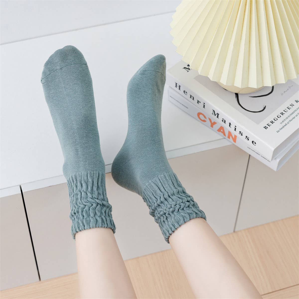 WOMEN SOLID COLOR PILE SOCKS COTTON SOCKS