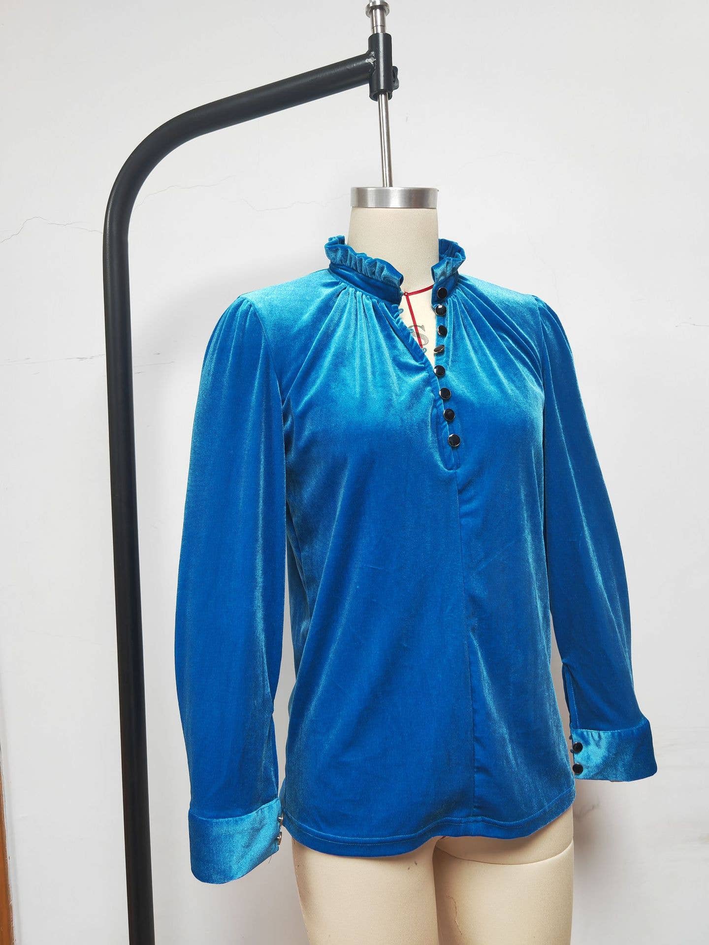 SEXY V-NECK LONG SLEEVE SHIRT IN CANARY