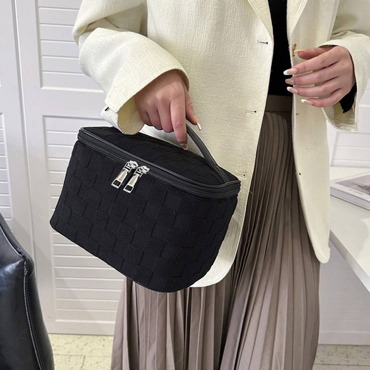 NEW LATTICE HIGH-END LARGE-CAPACITY COSMETIC BAG_CWAB4407