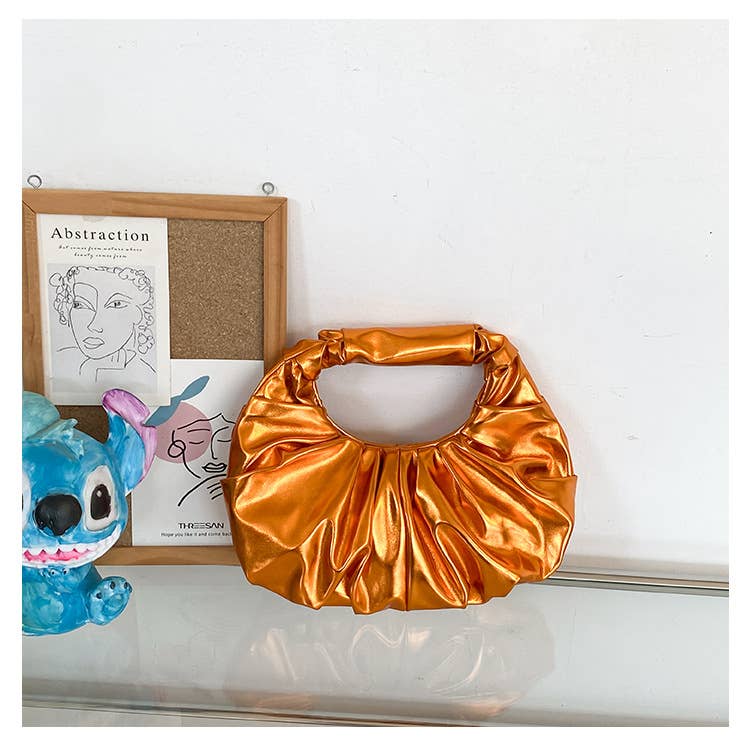 Fashionable individual versatile pleated handbag